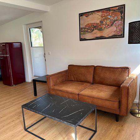 Deluxe Ferienwohnung für 4 bis 6 Personen kinder- und tierfreundlich W-LAN kostenfrei Lancken-Granitz Exterior foto